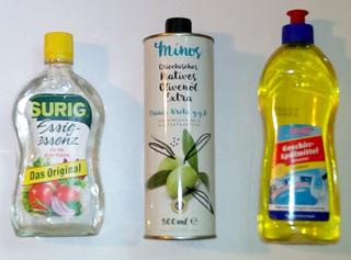 Wirkstoffe zur Behandlung von Nagelpilz: Essigessenz, Olivenöl, Geschirrspülmittel